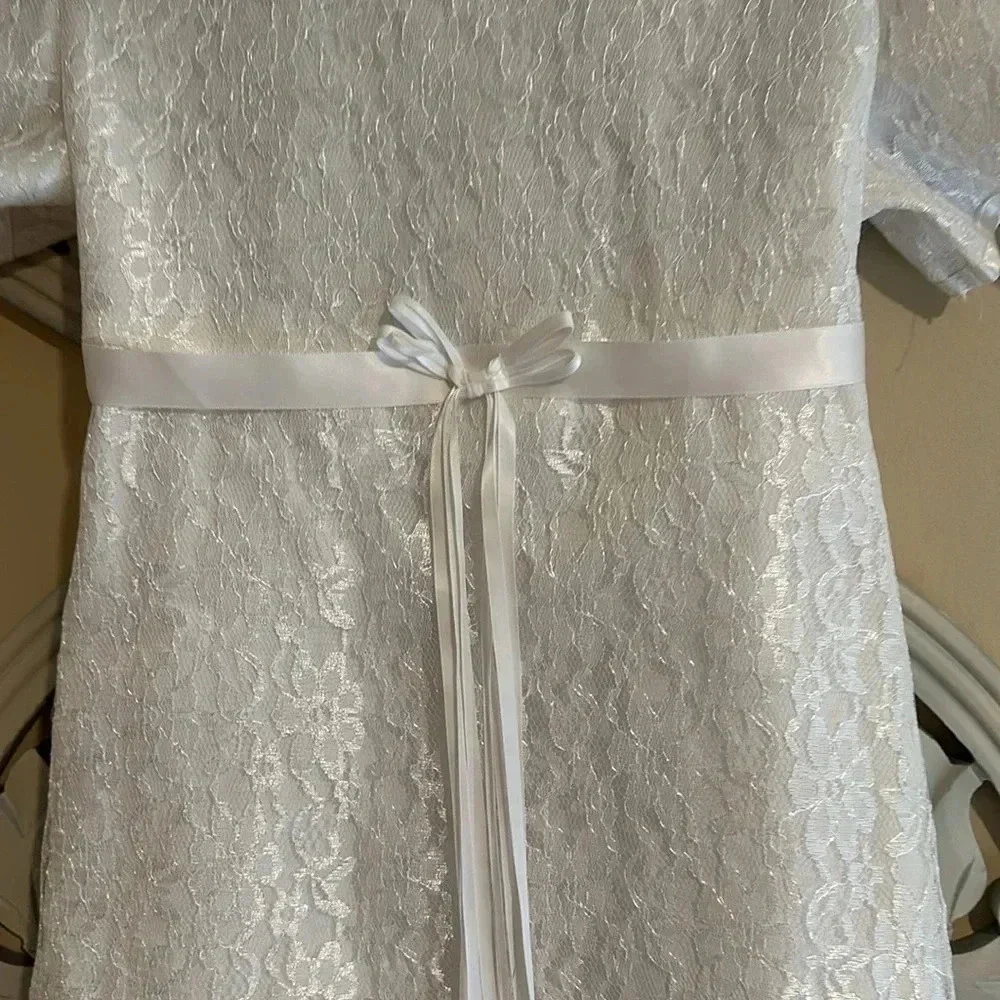 Beautiful Lace Dress for girls